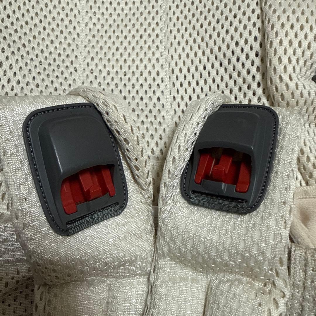 【美品】BABYBJÖRN 抱っこ紐 メッシュ ハーモニー クリーム