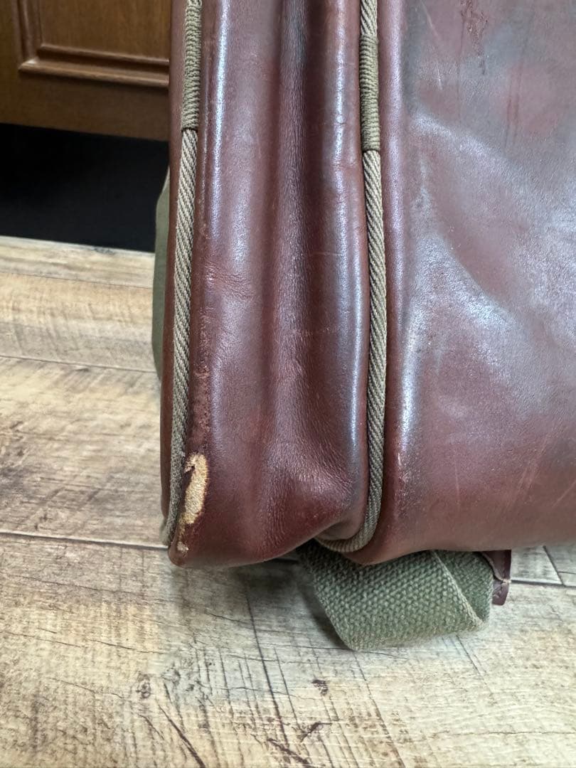 オリーブグリーン ボストンバッグ　バックパック　DULUTH PACK