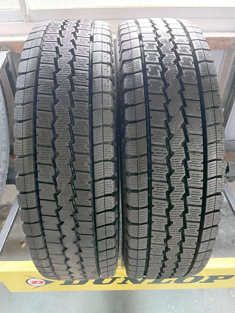195/85R15 113/111L ④(1本)あくび