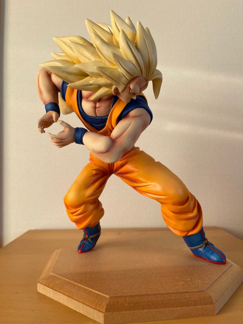 ドラゴンボール②　一品物　超サイヤ人 孫悟空　スーパーサイヤ人３　創作品　完成品