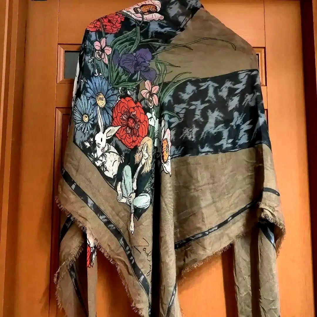Zadig & Voltaire 人・動物・花柄‪☆ 大判ストール