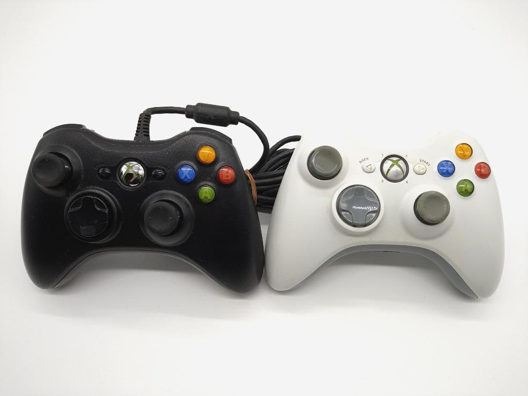 XBOX 360 CONSOLE コントローラー２台・インカム１台　ジャンク品