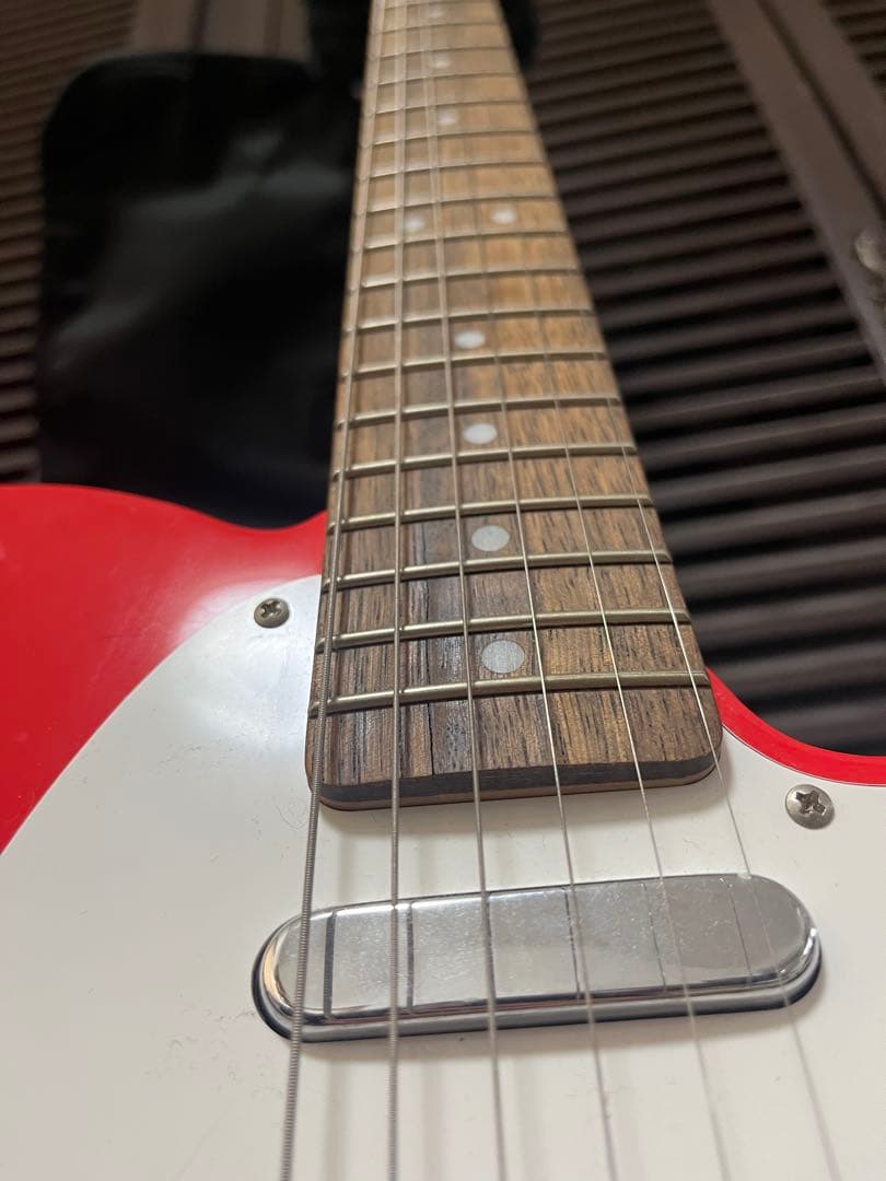 Squier by Fender Telecaster レッド ギターケース付き