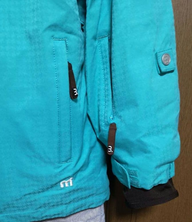 ウィンデックス　Mサイズ　デサント　Lサイズ　スノボ　スキーウェア