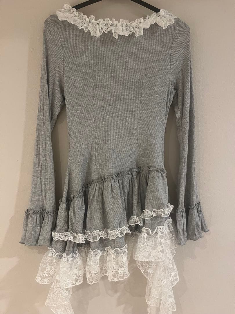 SNIDEL ティアードフリルカットソープルオーバー