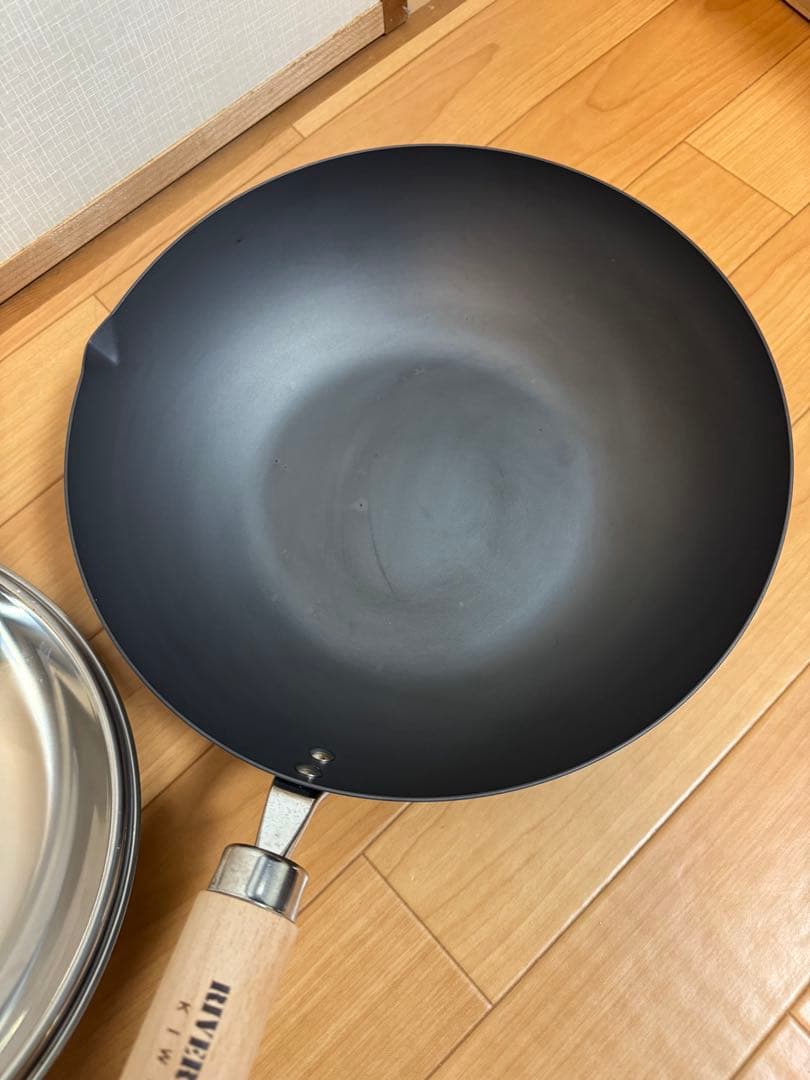 未使用　極JAPAN炒め鍋28cm リバーライト鉄フライパン ガス対応IH対応