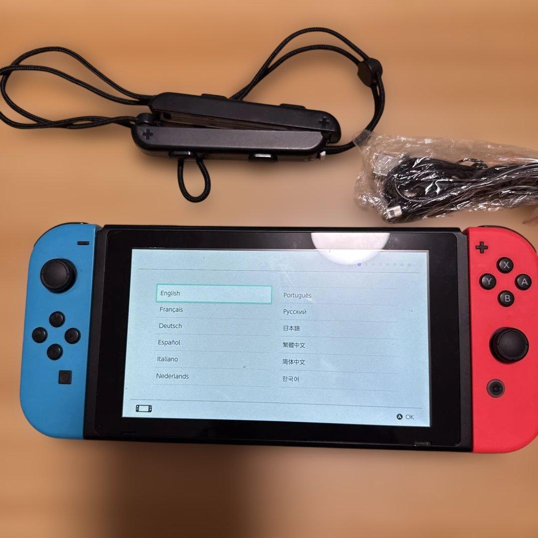 Nintendo Switch 本体 ネオンレッドネオンブルーストラップ充電付