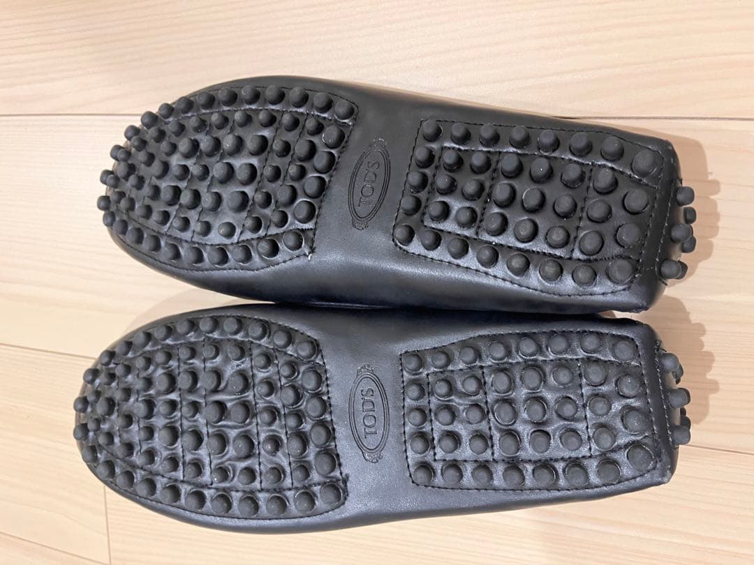 中島　　TOD’S ネイビー レザー ローファー 新品未使用　早い者勝ち