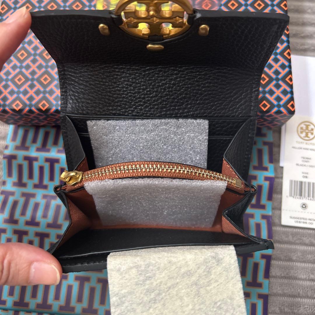 未使用❤️Tory Burch トリーバーチ 三つ折り財布 ブラック ギフト