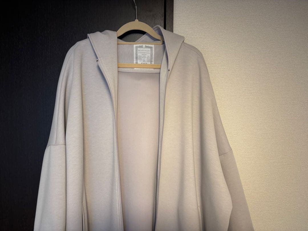 BEARDSLEY ビアズリー　ダンボールフーディ　コート　アウター　美品
