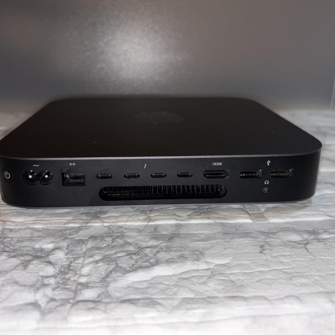 Macデスクトップ Apple Mac mini (2018) i3 / 16GB / 256GB