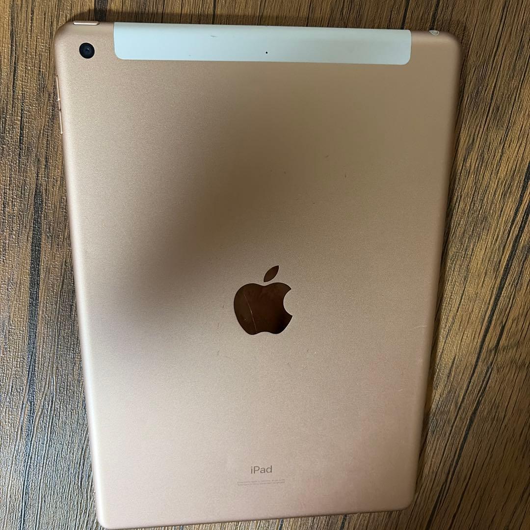 iPad第7世代 32G ゴールド Wi-Fi + Cellularモデル