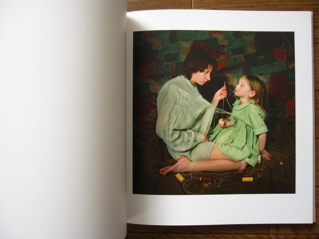 Anna & Eve　Viktoria Sorochinski