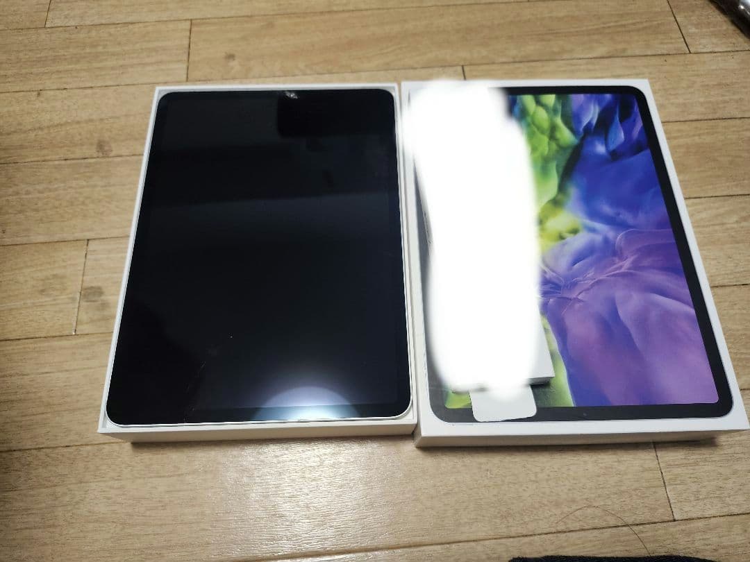 iPad Pro 11インチ 第2世 Wi-Fi+Cellular128GB