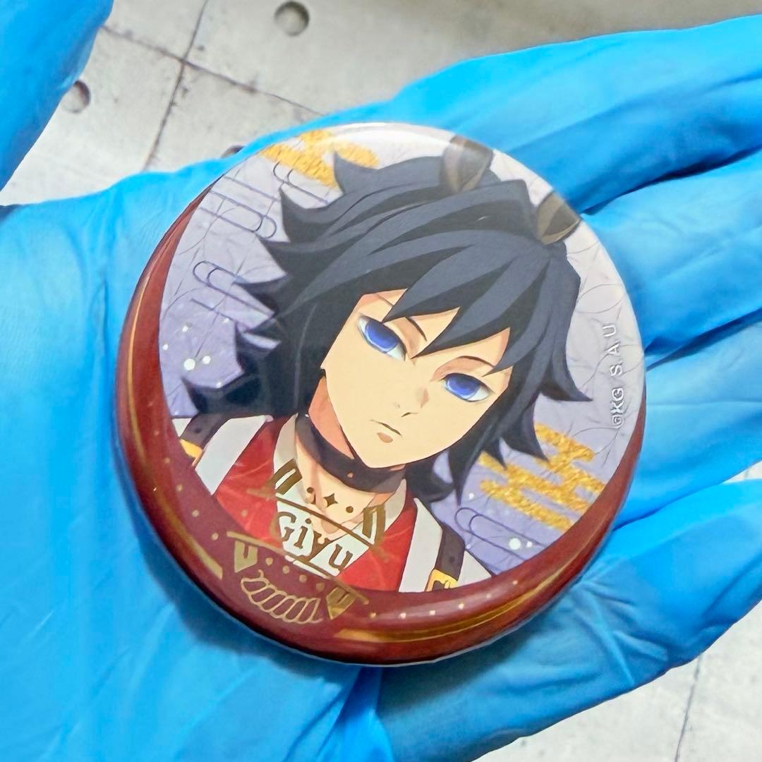 鬼滅の刃 ufotable 午年 缶バッジポーチ 缶バッジ 絵馬　冨岡義勇