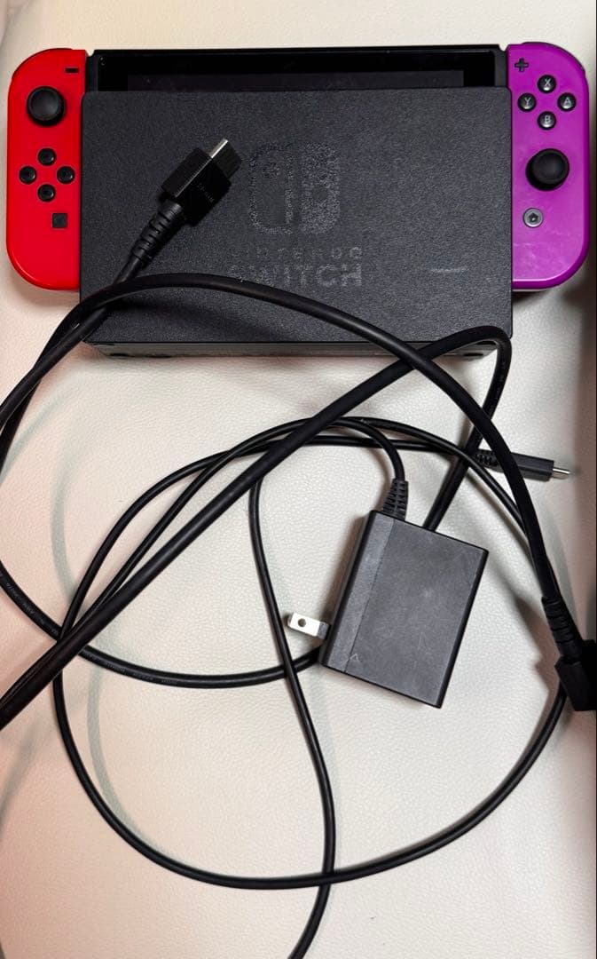 Nintendo Switch 本体 レッド パープル
