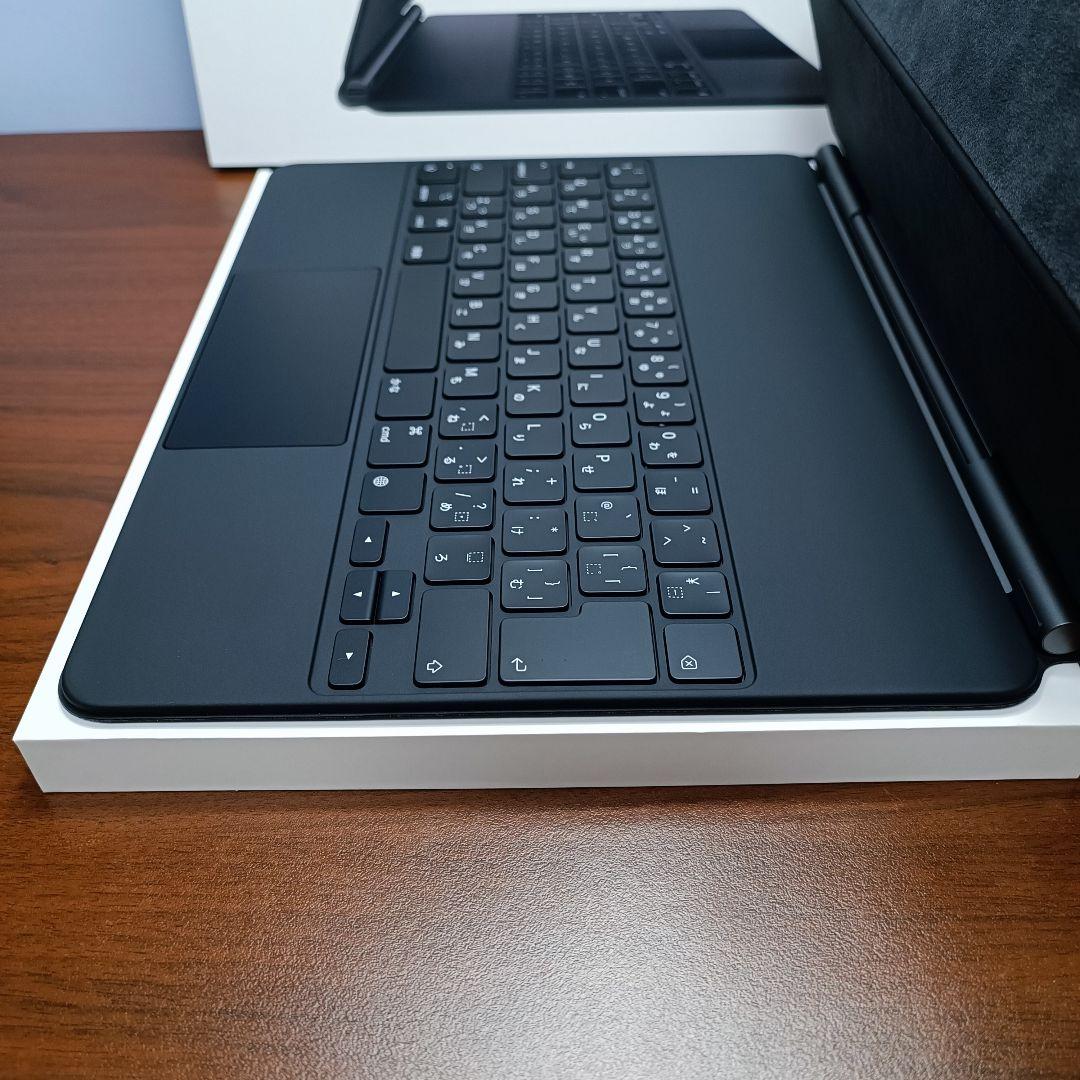 美品 iPad Magic Keyboard Pro 12.9インチ A2480
