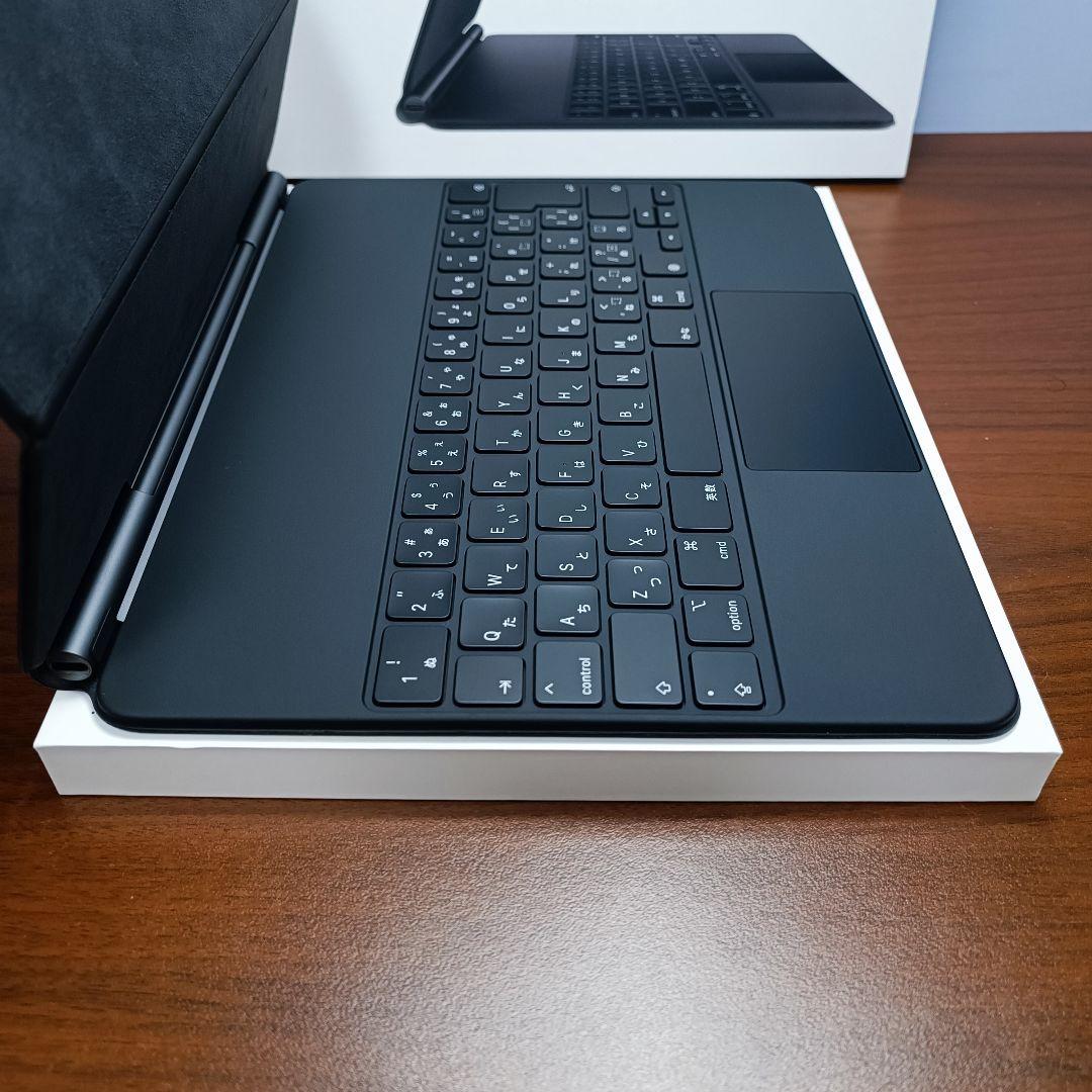 美品 iPad Magic Keyboard Pro 12.9インチ A2480