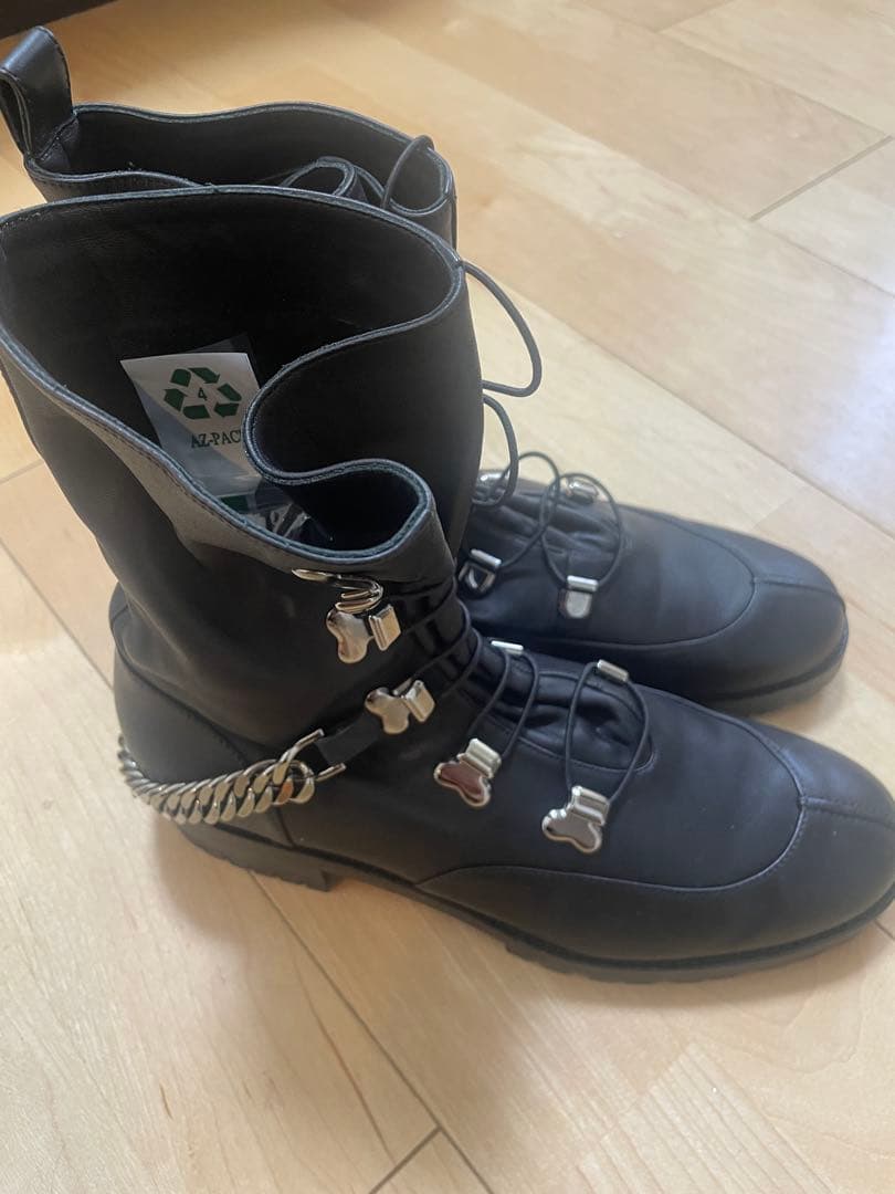 CHRISTIAN LOUBOUTIN クリスチャンルブタンブーツ 黒レザー