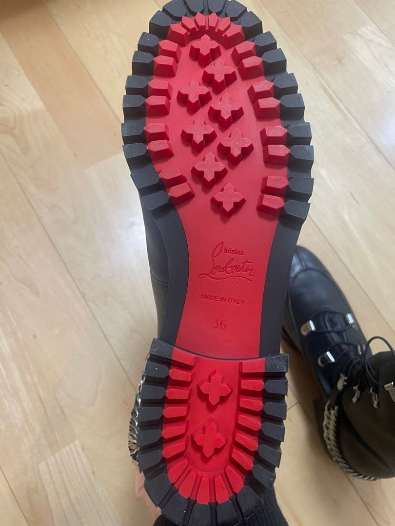 CHRISTIAN LOUBOUTIN クリスチャンルブタンブーツ 黒レザー