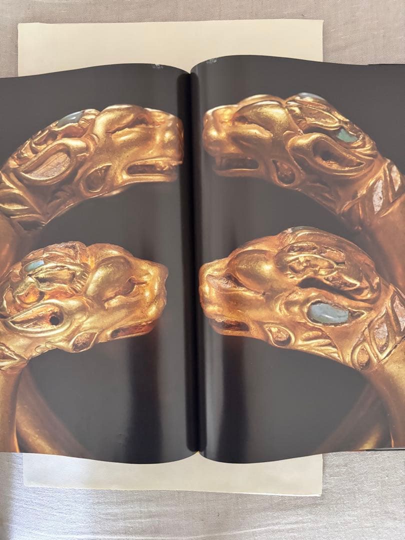 THE GOLDEN HOARD OF BACTRIA バクトリアの黄金遺宝