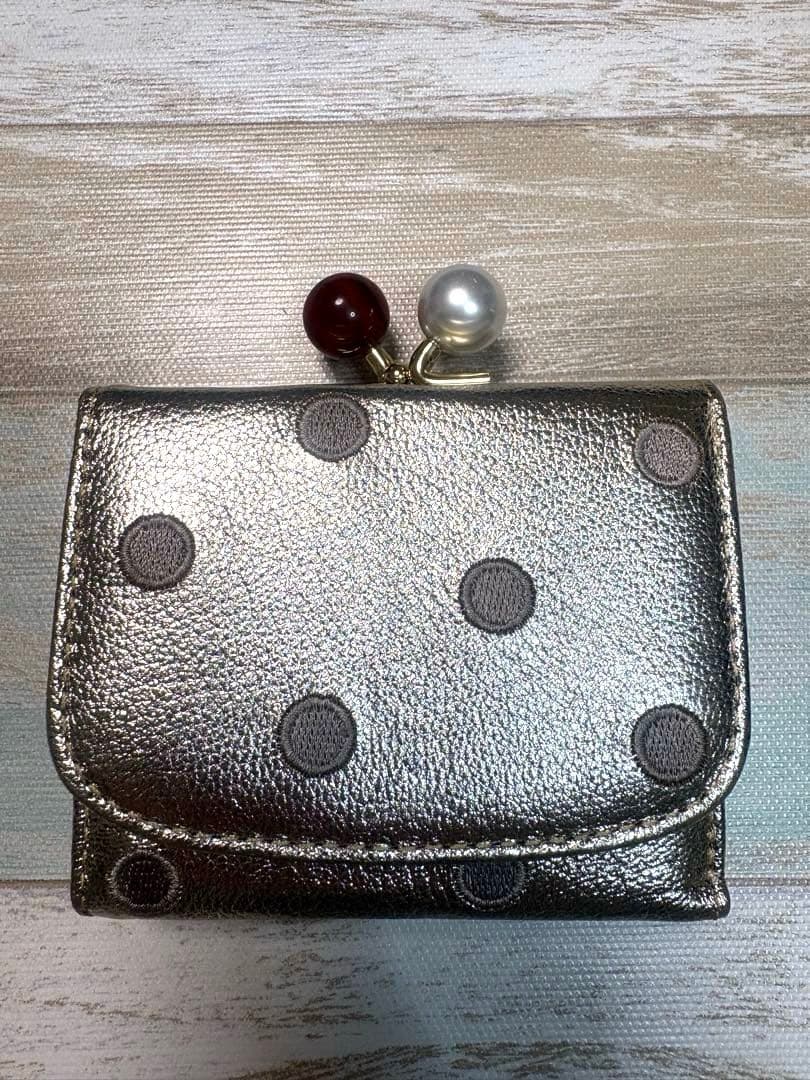 ペルケ　perche 財布　がま口　3つ折り　ゴールド　ドット柄刺繍