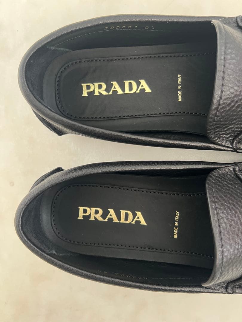 【新品・箱付き】PRADAメンズ ドライビングシューズ モカシン ブラック