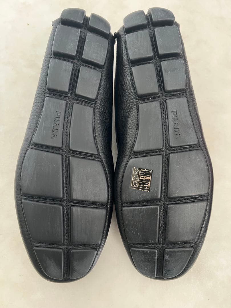 【新品・箱付き】PRADAメンズ ドライビングシューズ モカシン ブラック