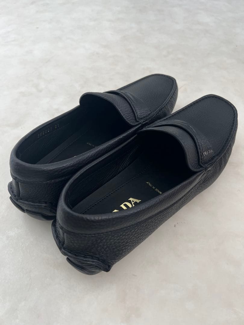 【新品・箱付き】PRADAメンズ ドライビングシューズ モカシン ブラック