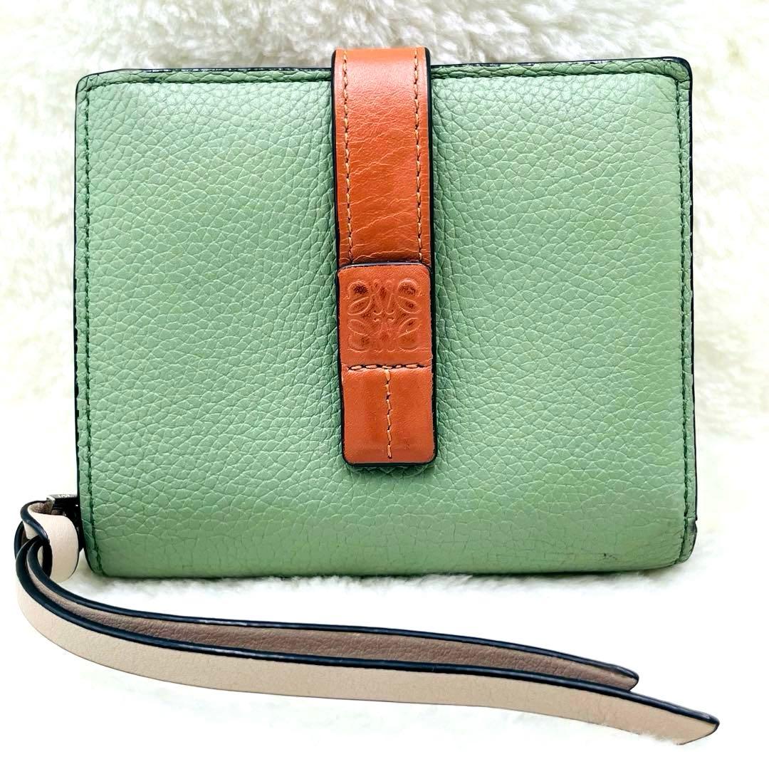 美品 ロエベ LOEWE 2つ折り 財布 コンパクトジップウォレット 付属品完備