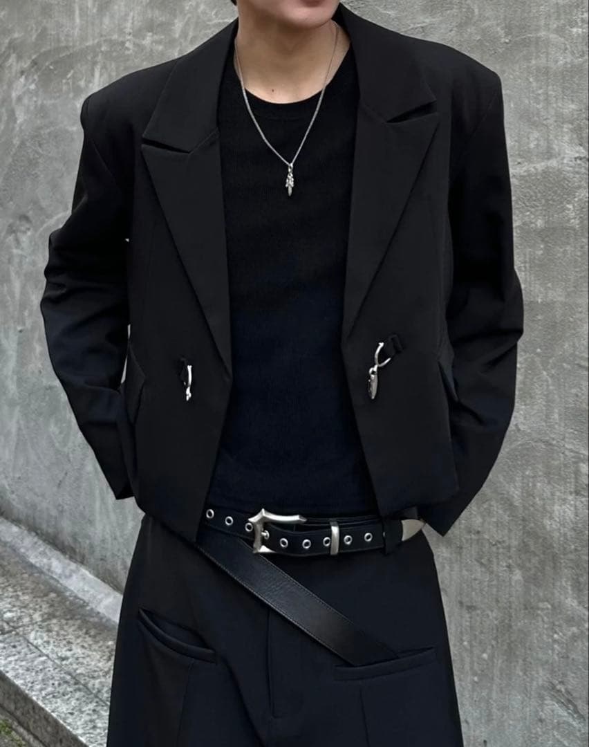 ジャケット・アウター mettal buckle cropped jacket