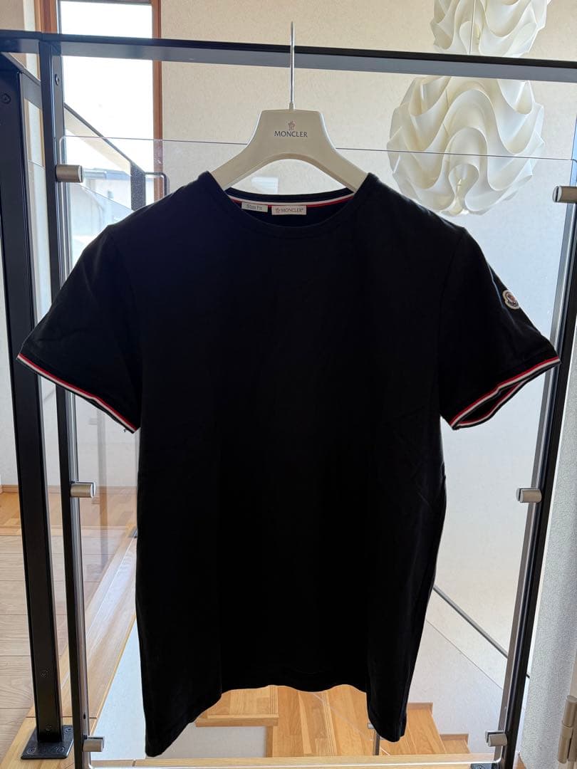 【MONCLER ブラックTシャツ Slim Fit XXL】