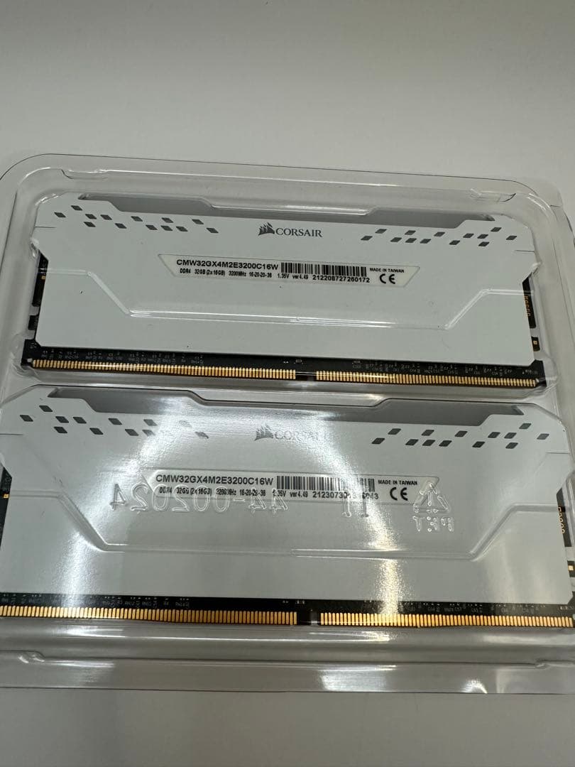 メモリー Corsair Vengeance 32GB(2x16GB) DDR4 3200