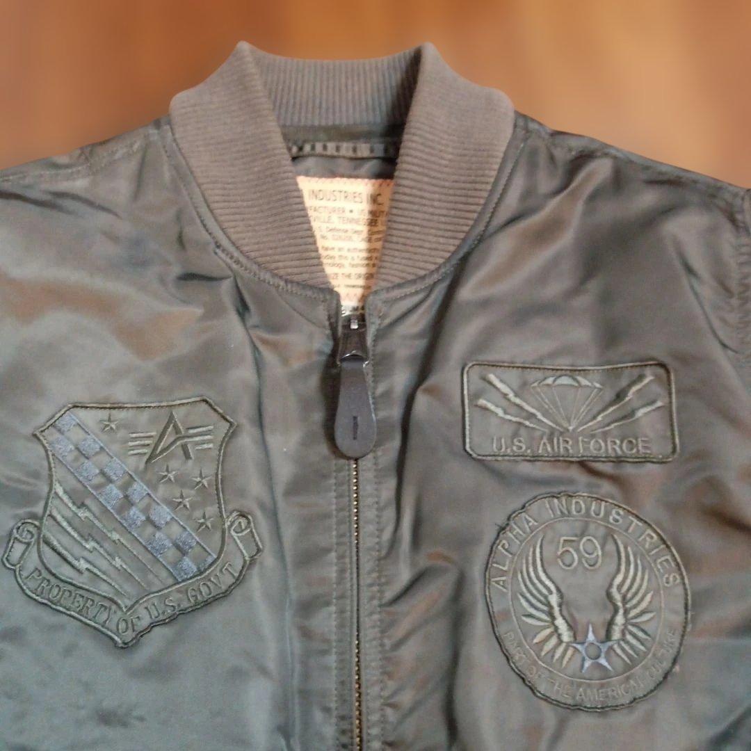 ALPHA INDUSTRIES MA-1 フライトジャケット オリーブ
