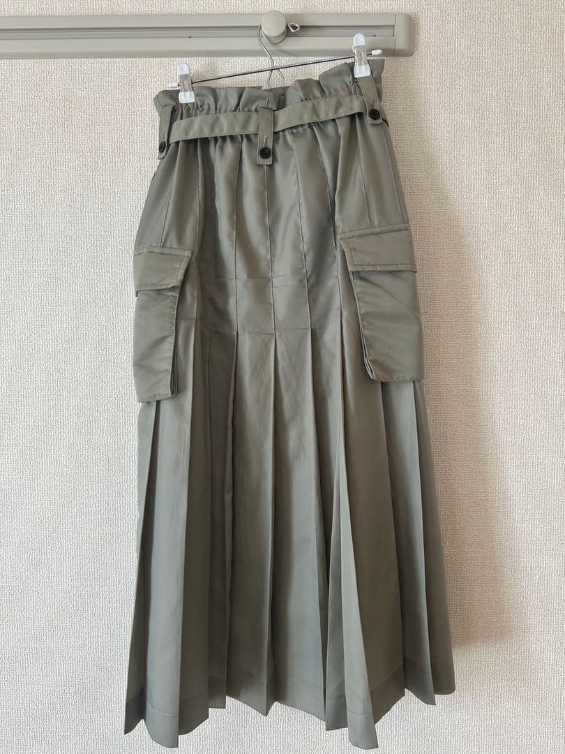 sacai スカート