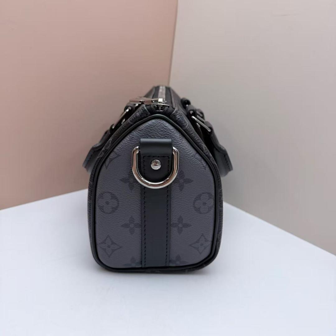 優良品Louis ⭐️Vuitton グレー ボストンバッグ~~