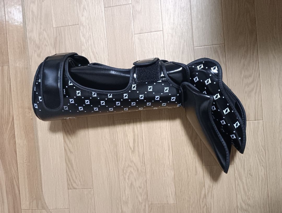 Fairtex ブラック シンガード
