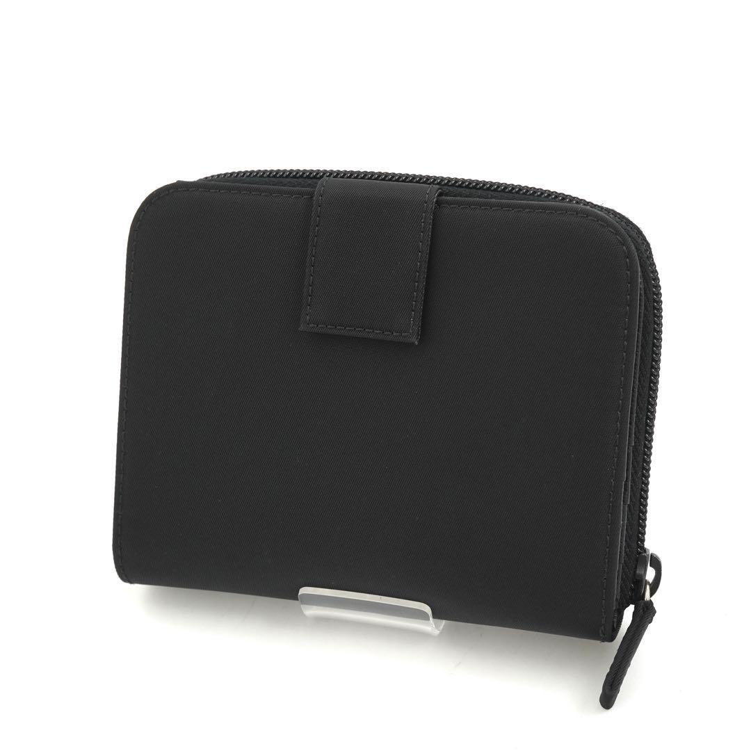 ✨新品未使用✨　PRADA ミニ財布　ナイロン　三角プレート　トライアングル　黒