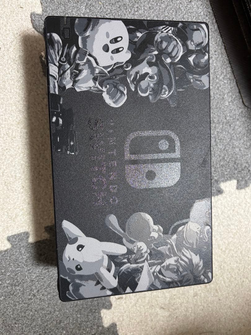 Nintendo Switch 本体　大乱闘スマッシュブラザーズデザイン仕様