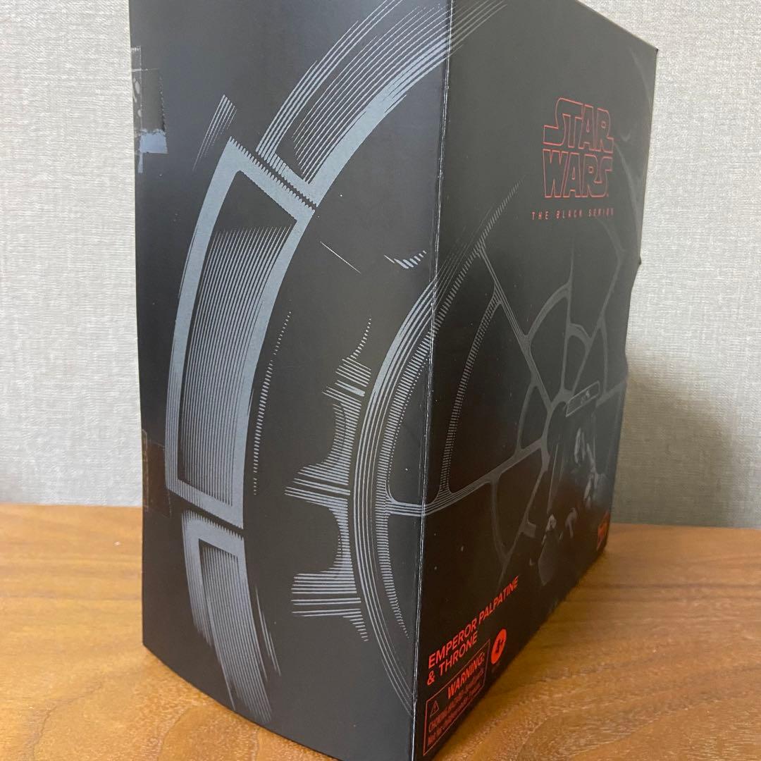 ハズブロ スターウォーズ ブラックシリーズ パルパティーン皇帝&玉座セット