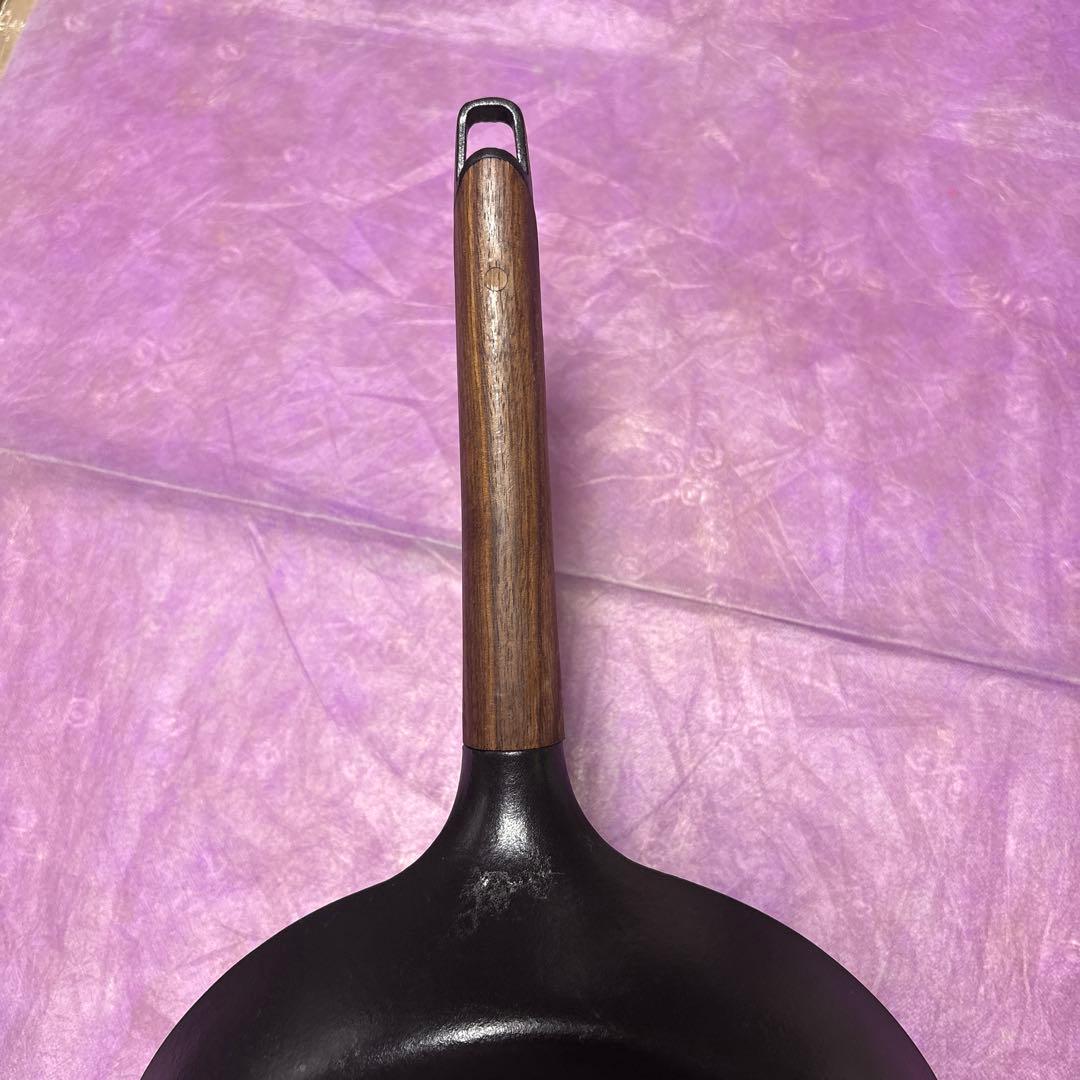 VERMICULAR 鋳物ホーローフライパン 木製ハンドル　26cm