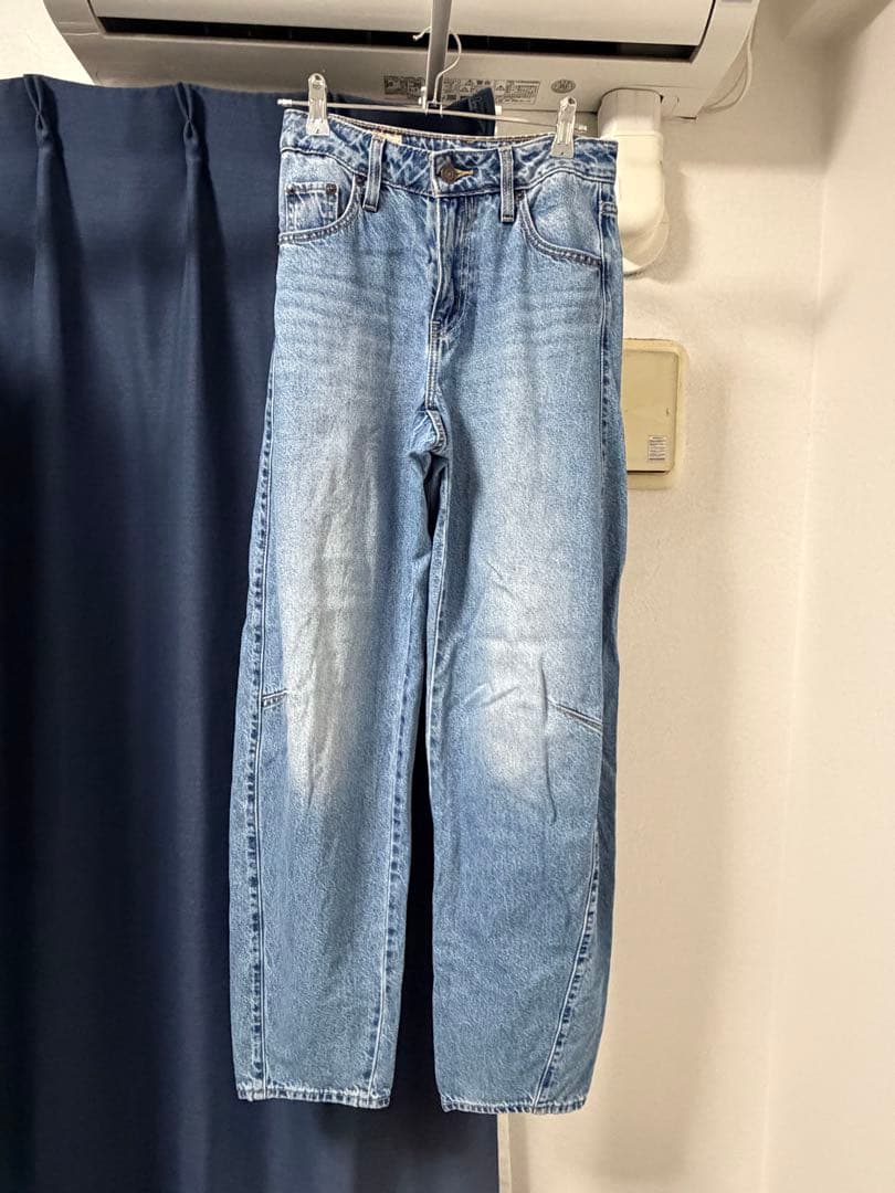 【ママ】LEVI'S BAGGY DAD BARREL：デニムパンツ