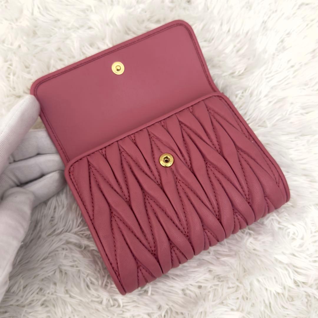 極美品⭐️RFID内蔵 MIUMIU ミュウミュウ マテラッセ 財布 現行