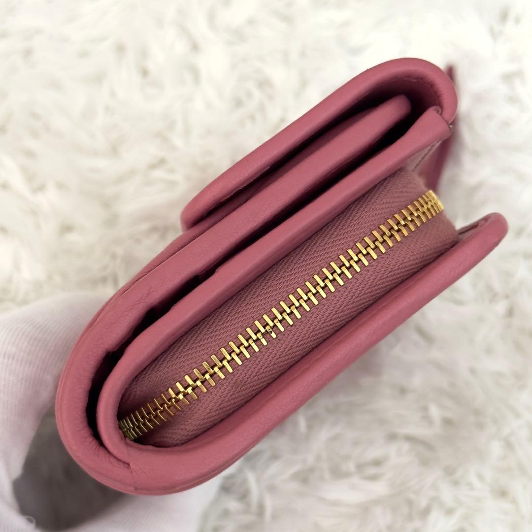 極美品⭐️RFID内蔵 MIUMIU ミュウミュウ マテラッセ 財布 現行