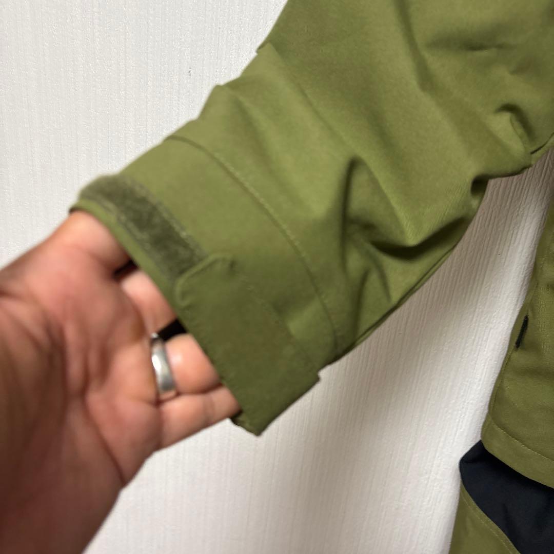 子供用スノーボードウェアセット オリーブ色150