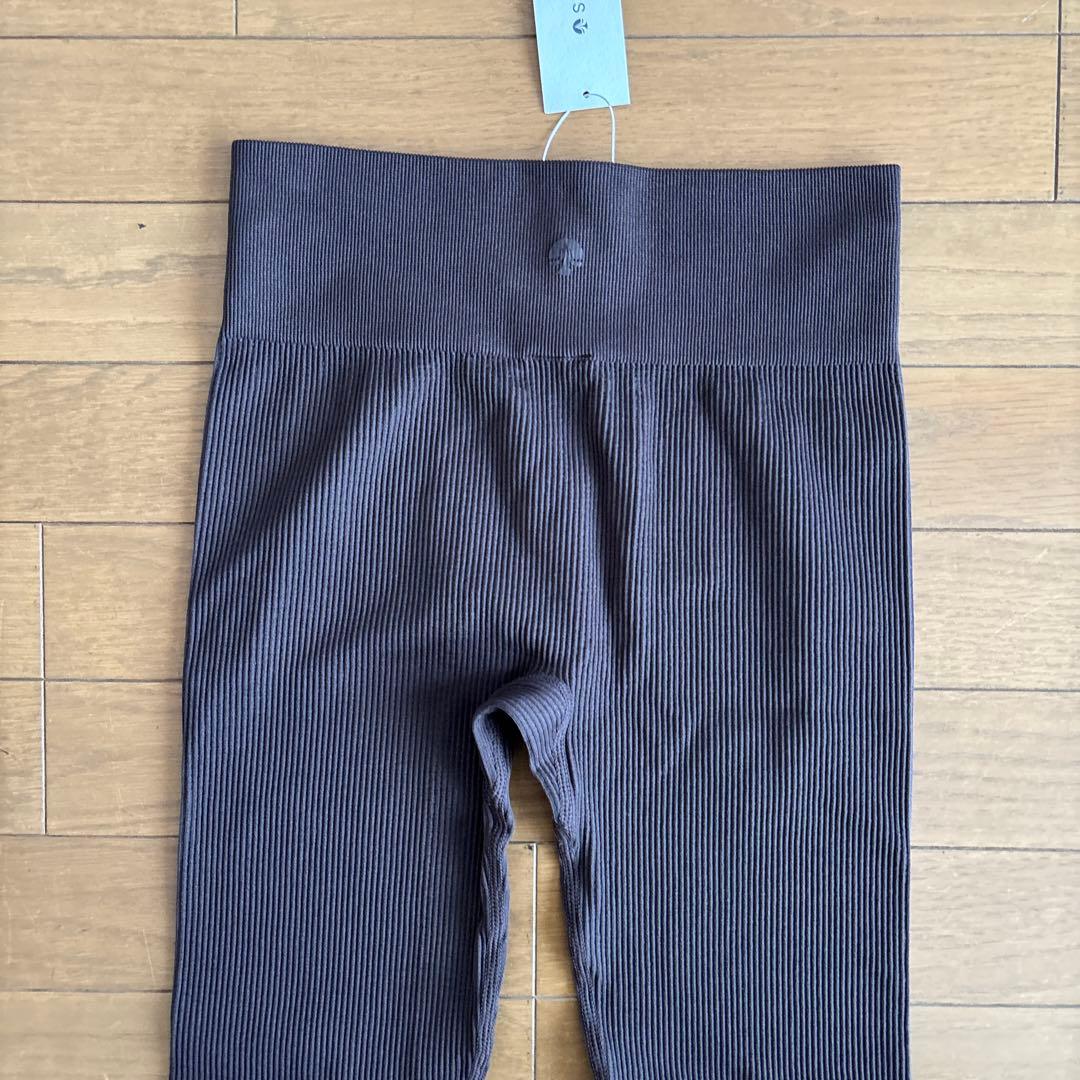 新品未使用品　【SUKALA】アクティブデイジーレギンス　ブラウンM