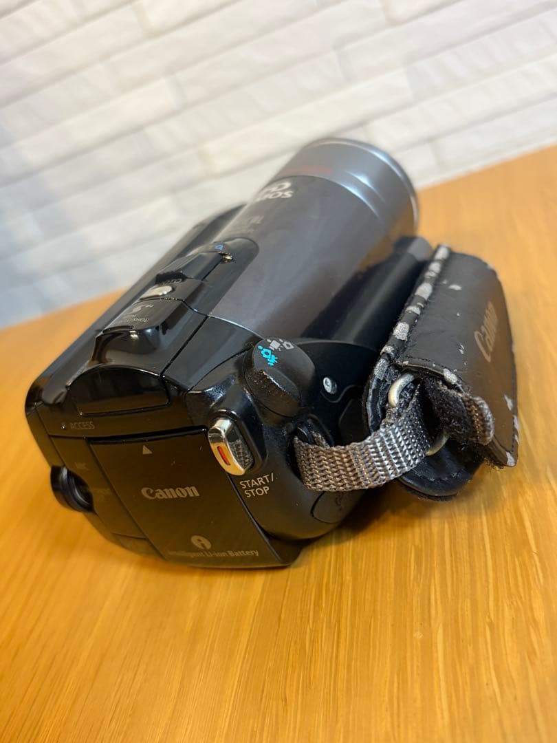 Canon ビデオカメラ iVIS HF20 HD画質