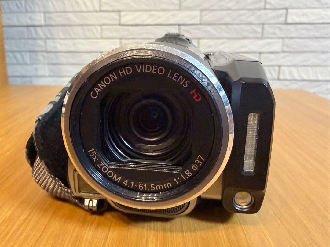 Canon ビデオカメラ iVIS HF20 HD画質