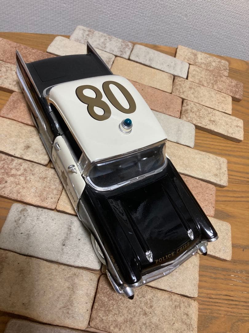1/18 1957年式ベルエアポリスカー