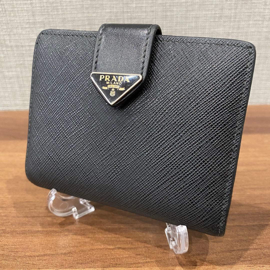【PRADA】プラダ　サフィアーノ　ブラック 二つ折り財布